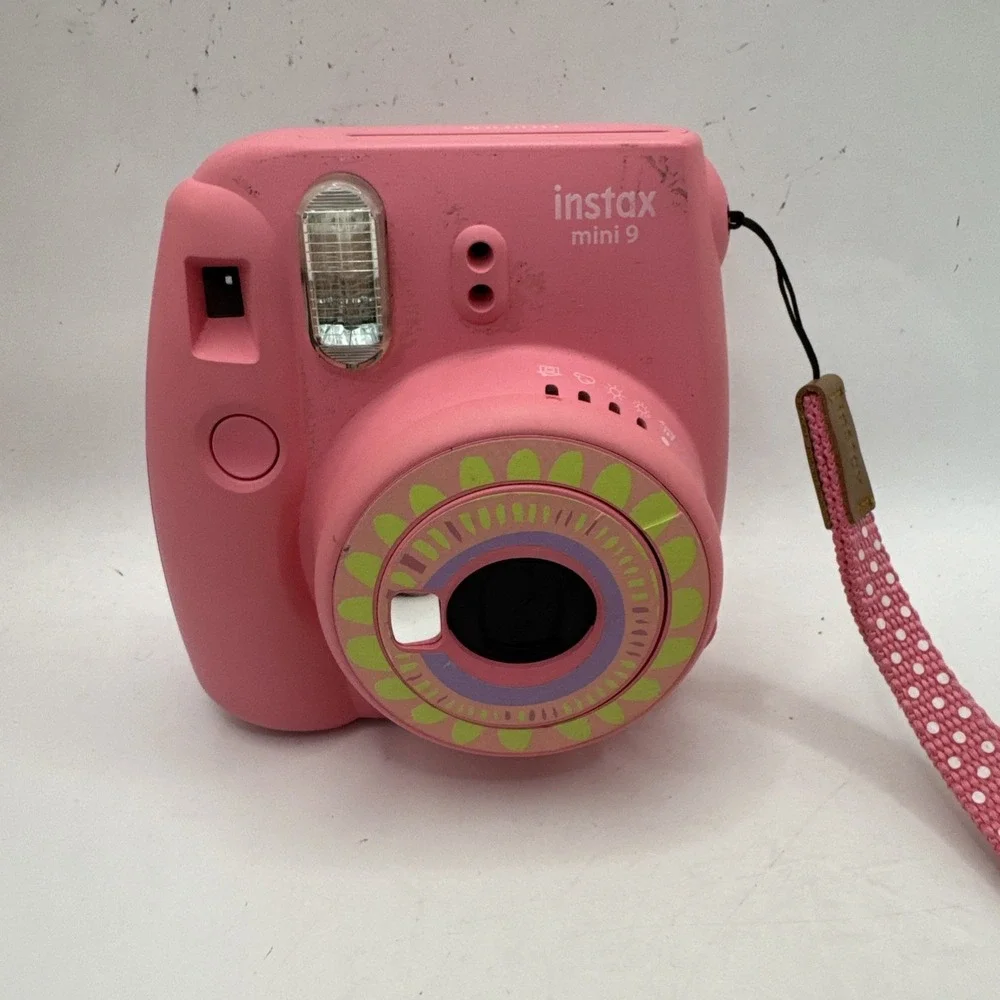 Fujifilm Instax Mini 9 Instant Camera Flamingo Pink - Good - Tested! With Case